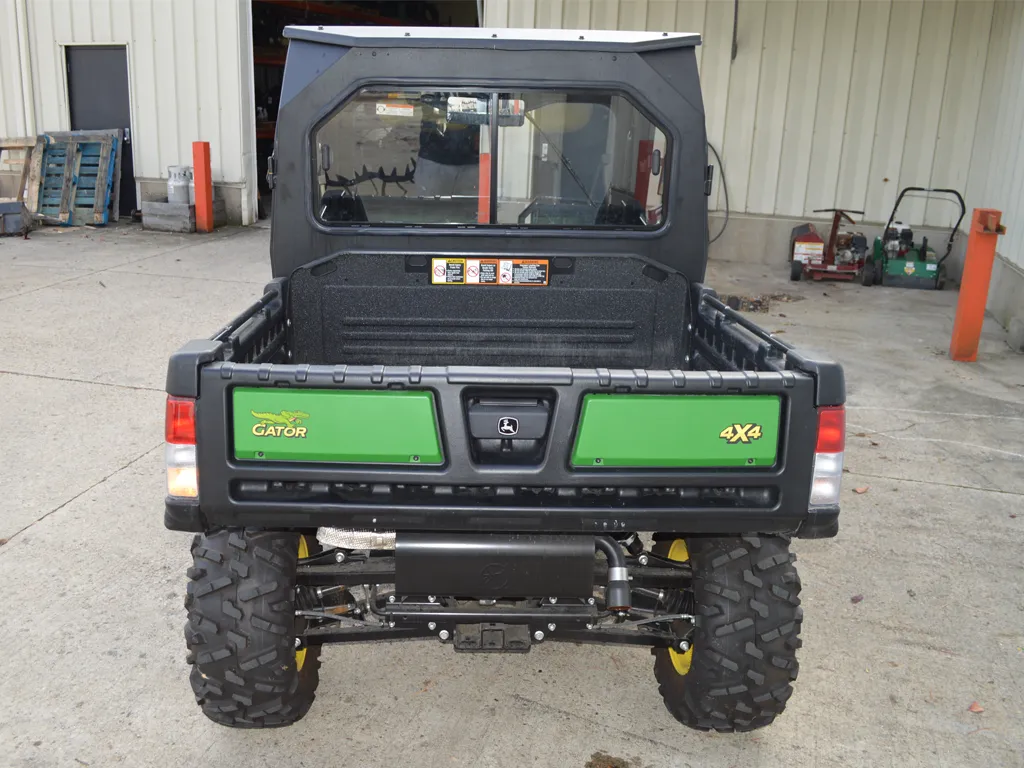 JOHN DEERE Gator XUV 825M UTV, used